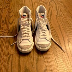 Nike high tops US size 6